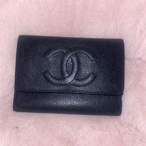Authentic CHANEL wallet 🚨😍